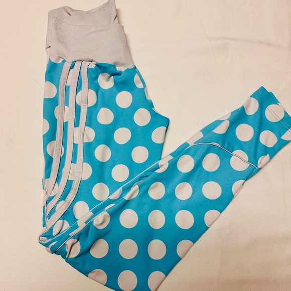 Women’s Athletic Leggings Blue and White Polka Dots - Picture 1 of 2
